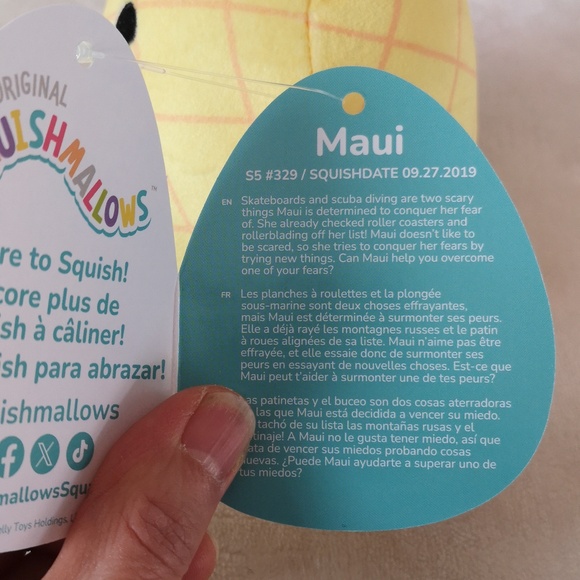 Squishmallow 5 inches Maui, yellow pineapple - Picture 6 of 6